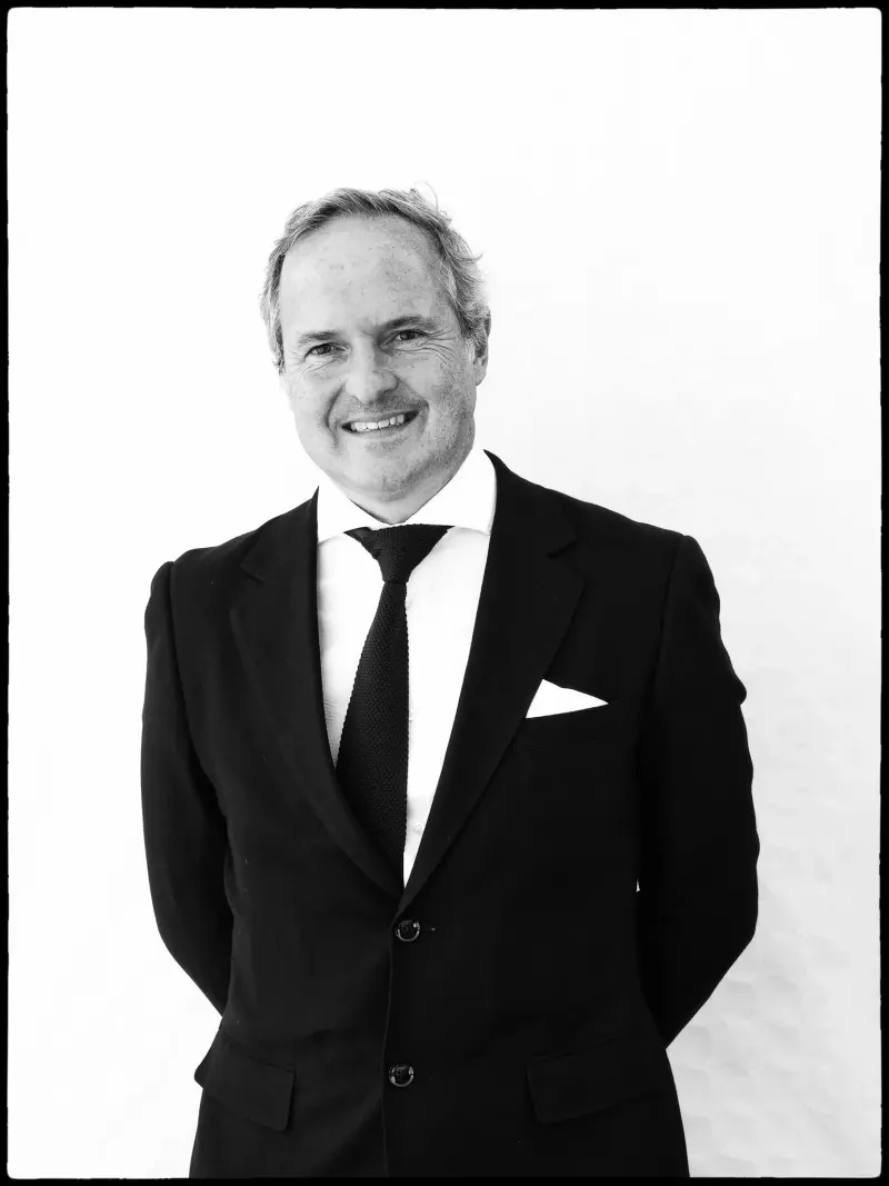 AVEDON 8