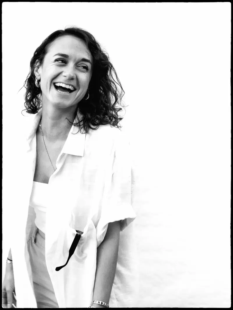 AVEDON 44