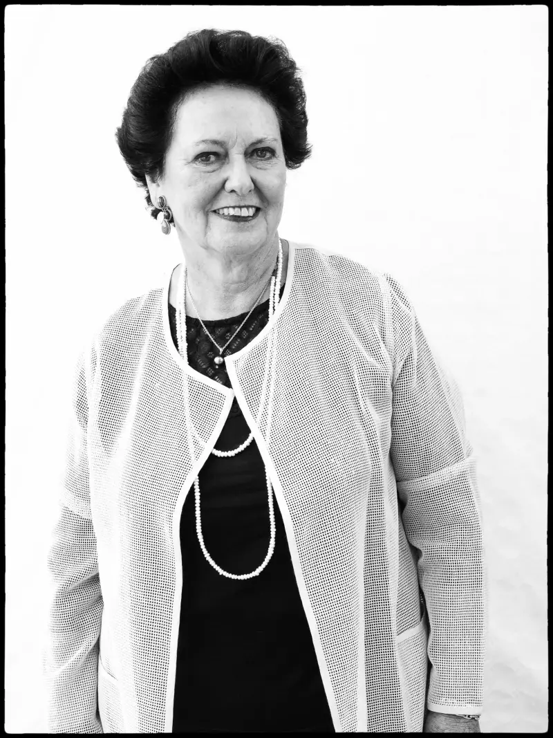 AVEDON 5