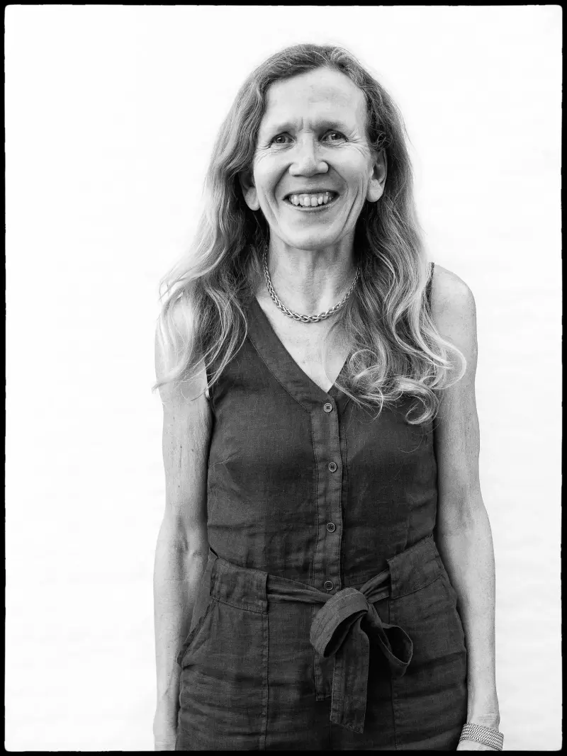 AVEDON 43